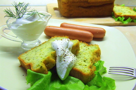 Фото к рецепту: Кекс-суфле из кабачка с сырами и зеленью.