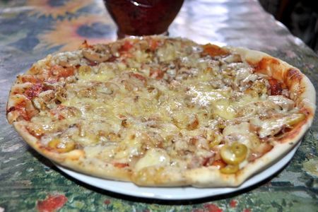 Фото к рецепту: Рецепт теста для настоящей итальянской пиццы! и собственно сама пицца!