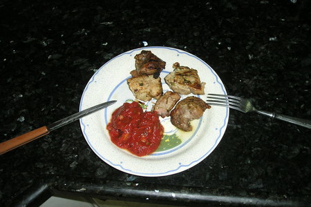 Фото к рецепту: Соус для шашлыков, стейков и других мясных блюд.