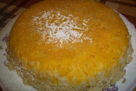 Фото к рецепту: Пирог с тыквой ( в свч)