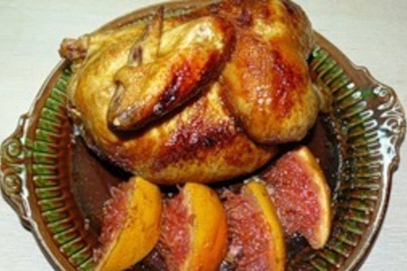 Фото к рецепту: Оранжевый цыпленок с грейпфрутом.