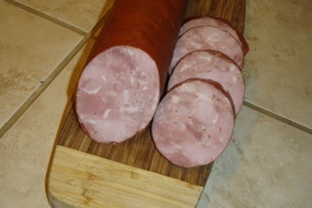 Фото к рецепту: Польская ветчинная колбаса
