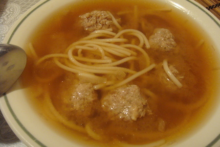 Фото к рецепту: Суп-лапша с имбирными фрикадельками