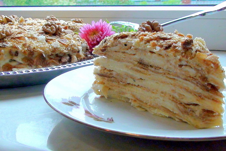 Фото к рецепту: Торт «наполеон» с заварным сметанным кремом