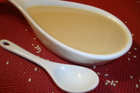 Фото к рецепту: Тахина(тхина,тахини) паста из кунжута