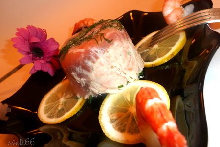 Фото к рецепту: Порционный паштет из креветок и форели