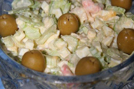 Фото к рецепту: Салат "сельдерей с креветками"