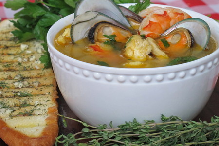 Фото к рецепту: По мотивам французского рыбного супа "буйабес - bouillabaisse"