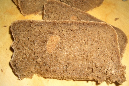 Фото к рецепту: Ржаной хлеб с тмином и отрубями