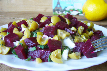 Фото к рецепту: Маринованная свекла + салат из этой свеклы №2