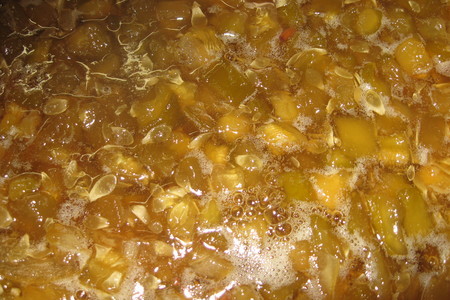 Фото к рецепту: Варенье из кабачков