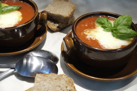 Фото к рецепту: Запеченый томатный суп