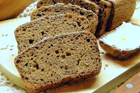 Хлеб с сухим квасом, псевдо старорусский. простой, но невероятно вкусный.
