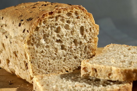 Фото к рецепту: Пшенично-ржаной дрожжевой хлеб на рассоле