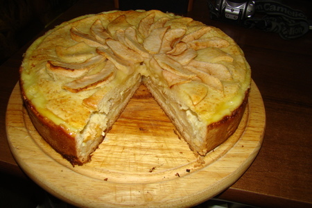 Фото к рецепту: Пирог яблочный да «по-французски»