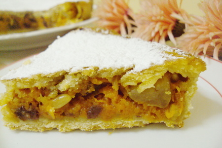 Фото к рецепту: Пирог с тыквенно-яблочной начинкой