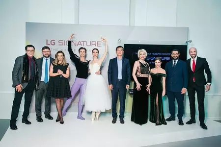 РОССИЙСКАЯ НЕДЕЛЯ ИСКУССТВА LG SIGNATURE В МОСКОВСКОМ МУЗЕЕ СОВРЕМЕННОГО ИСКУССТВА (ММОМА)