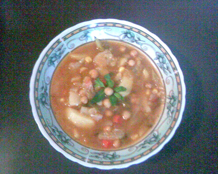 Густой томатный суп с нутом и смесью овощей - острый, пряный, ароматный: шаг 3
