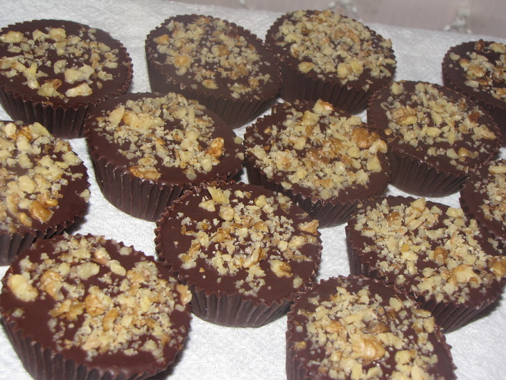 "шоколадные тарталетки" или домашние конфеты с сухофруктами в сливочной начинке: шаг 1