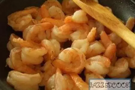 Shrimp uvetsi - креветки юветси: шаг 1