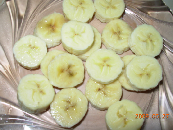 Бананы в кокосовой стружке.: шаг 2