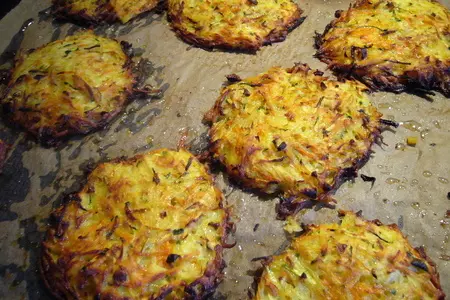 Овощные рёсти (rösti) с селедочным салатом: шаг 4