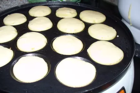 " завтрак для любимого "  или   poffertjes с черничным творогом: шаг 3