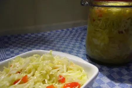 Капустный салат по-немецки (krautsalat) - маринованная капуста быстрого приготовления: шаг 1