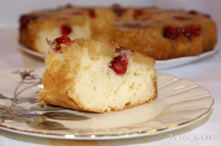 Перевёрнутый пирог с ананасами и клюквой: шаг 9