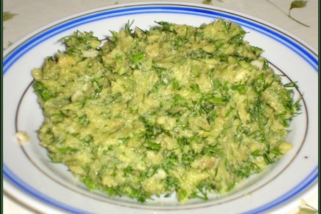Салат из морской капусты  с заправкой из авокадо: шаг 4