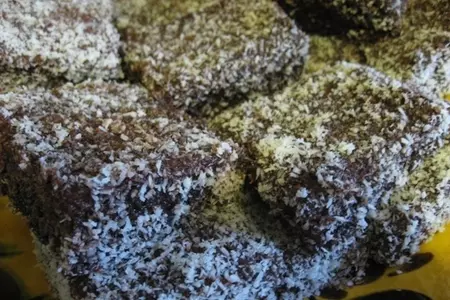 Домашнее пирожное mocha lamingtons: шаг 3