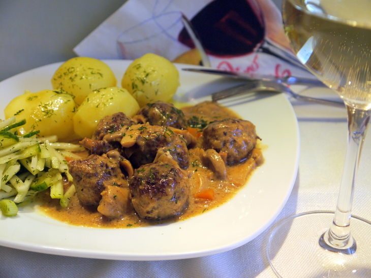 Фрикадельки в вине (boulettes au vin): шаг 6