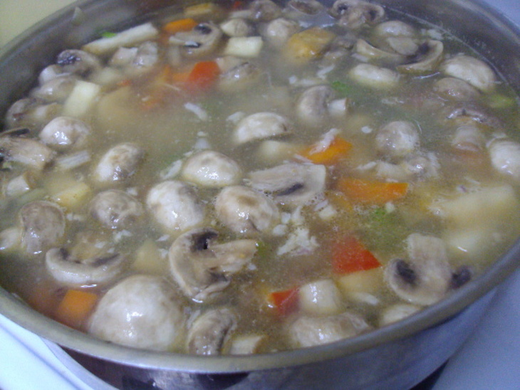 Овощной суп с тефтельками: шаг 3