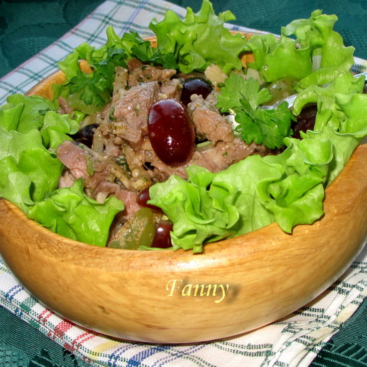 Мясной салат с сельдереем и виноградом: шаг 9