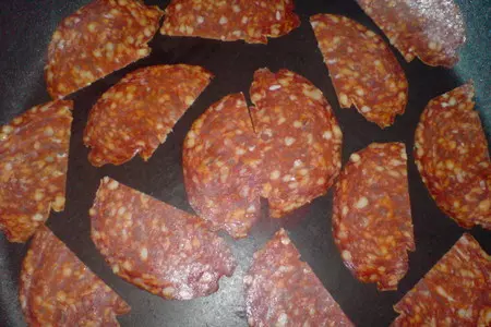 Гороховый суп-пюре с сельдереем,крутонами и chorizo: шаг 5