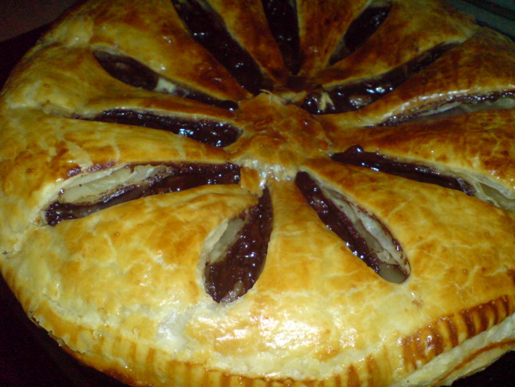 Питивье с шоколадом и карамелизированными грушами/ pithiviers au chocolat et aux poires caramelisees: шаг 9