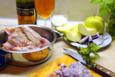 Курочка с сидром и яблоками. cog au cidre.: шаг 2