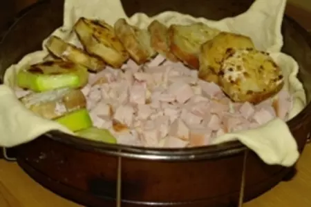 Пирог с сезонными овощами, зеленью и мясом: шаг 3