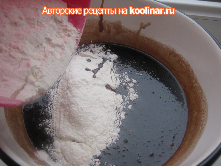 Шоколадный пирог с глазурью  (family chocolate cake): шаг 4