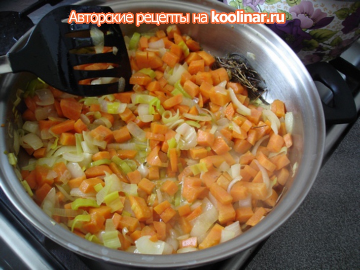 Суп-пюре из чечевицы с морковью: шаг 6