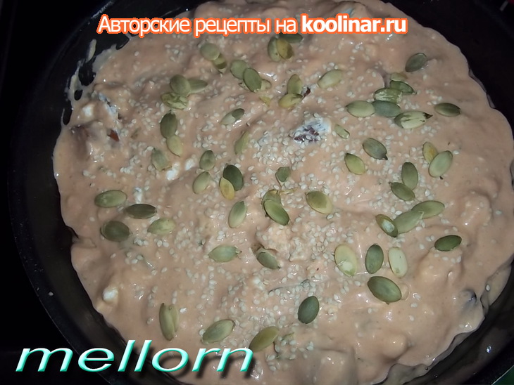 Томатный пирог с брынзой и колбасками: шаг 3