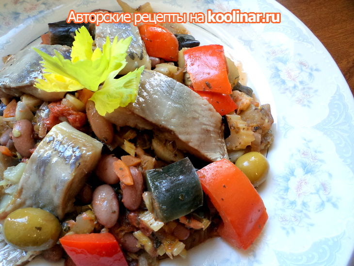 Теплый салат с сельдью, фасолью и овощами!: шаг 1