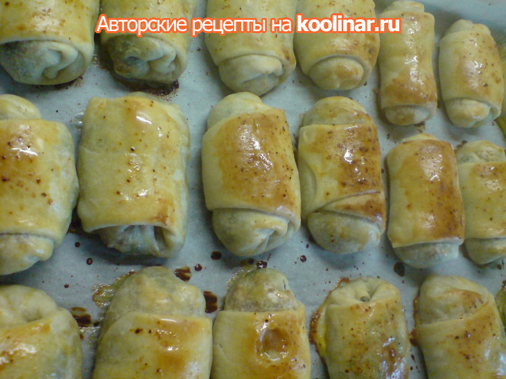 Пирожки слоистые с куриным мясом,пореем и вялеными томатами: шаг 8