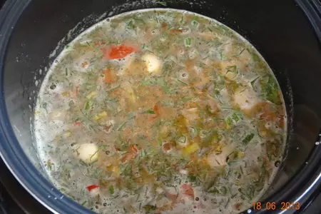 Пшено, заправленное овощами, беконом и оливками с домашними сардельками: шаг 2