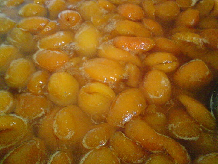 Варенье из абрикосов: шаг 2