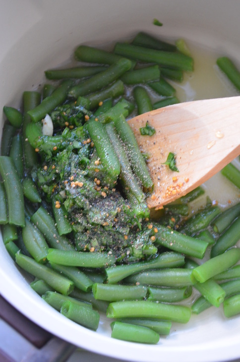 Теплый салат из зеленой фасоли: шаг 5