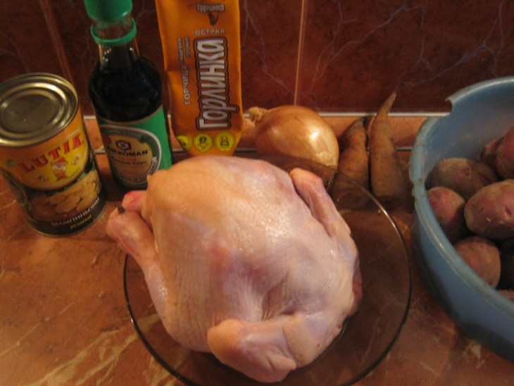 Курица с картофелем и грибами под соевым соусом kikkoman: шаг 1