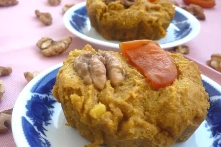 Морковные кексы с орехами и курагой: шаг 5