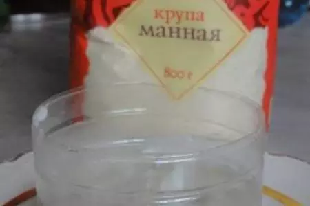 Хрустящий манный пудинг с ягодами: шаг 5