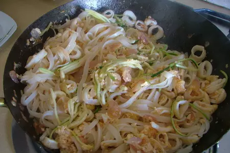 Кальмары pad thai: шаг 5